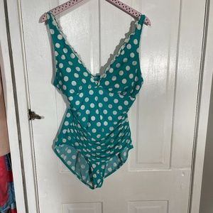 Jantzen TrimSwim Polka Dot bathing suit